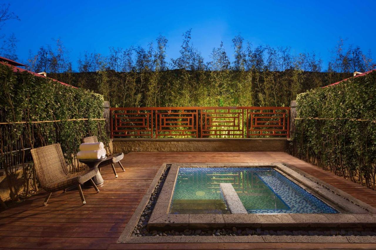 Grand Bay Hotel Beijing Jinpoluo Екстер'єр фото