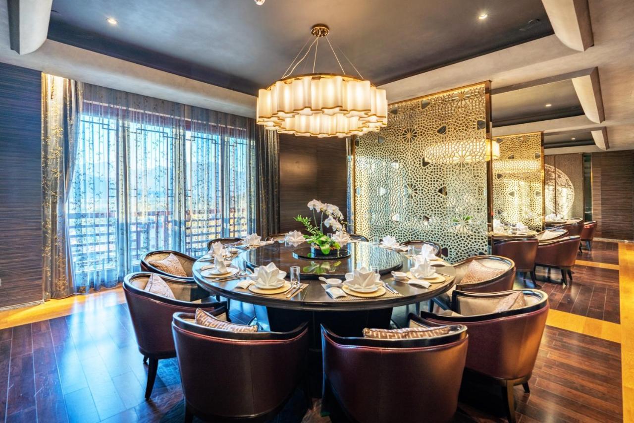 Grand Bay Hotel Beijing Jinpoluo Екстер'єр фото