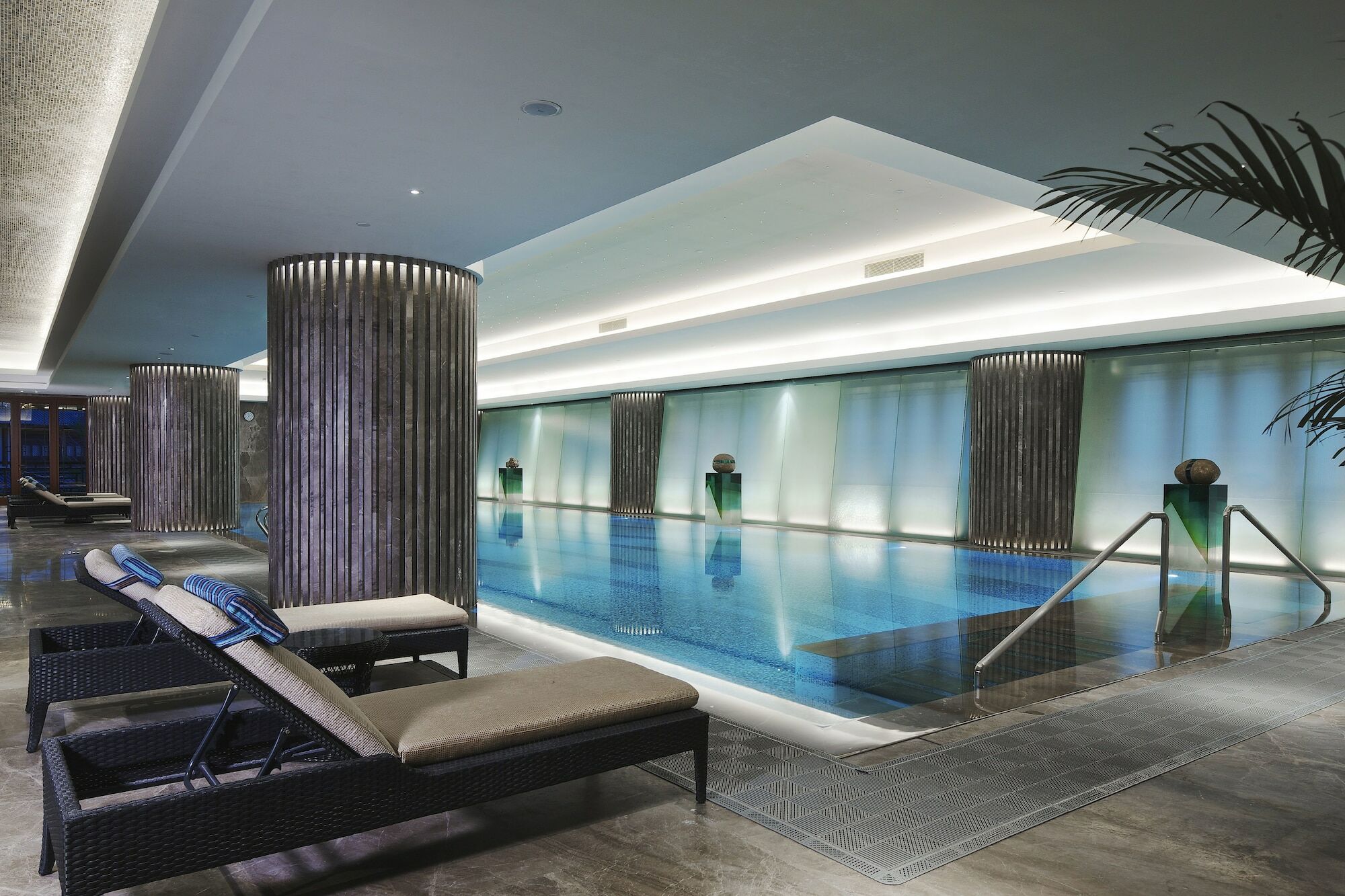 Grand Bay Hotel Beijing Jinpoluo Екстер'єр фото