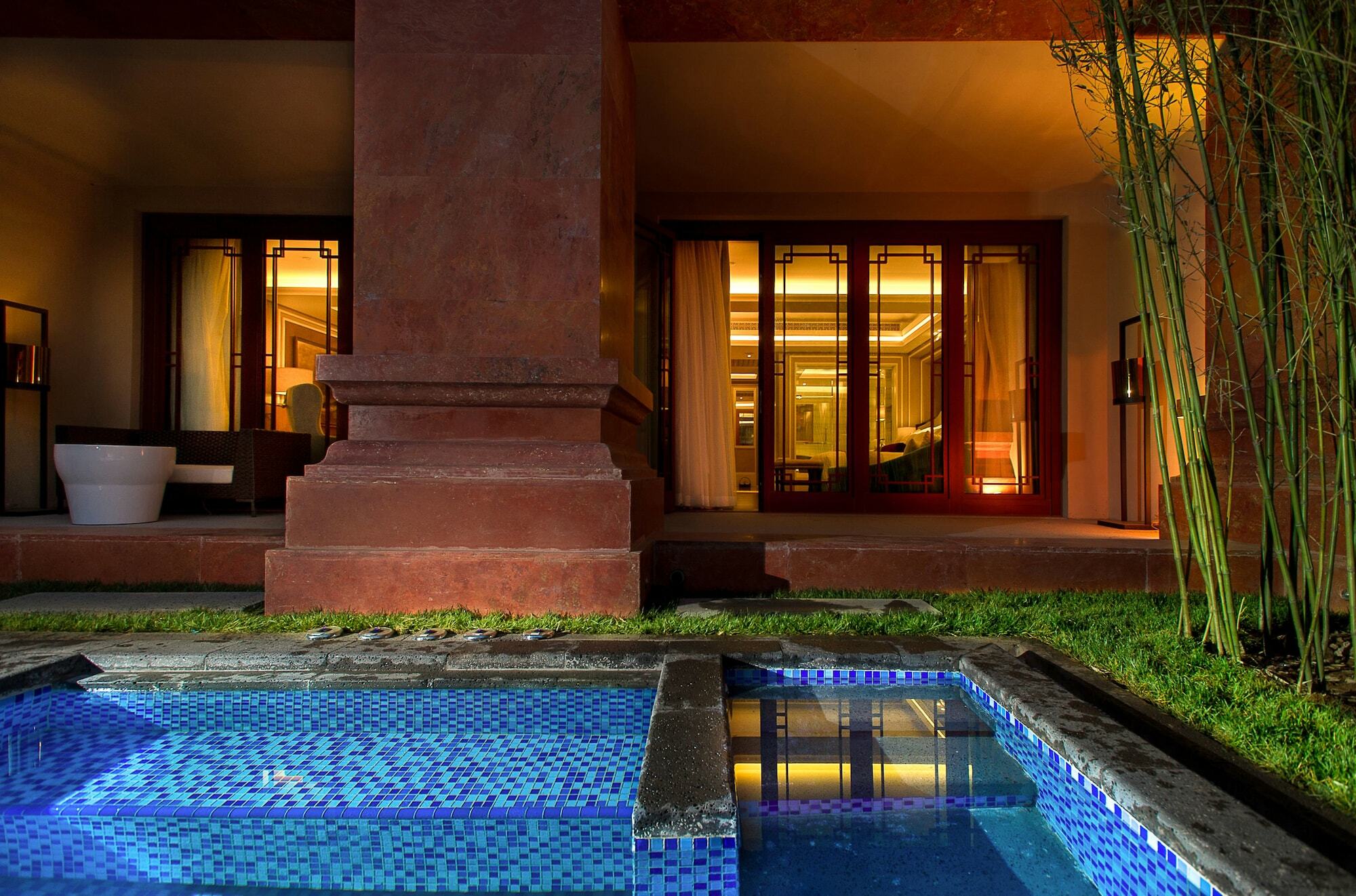 Grand Bay Hotel Beijing Jinpoluo Екстер'єр фото